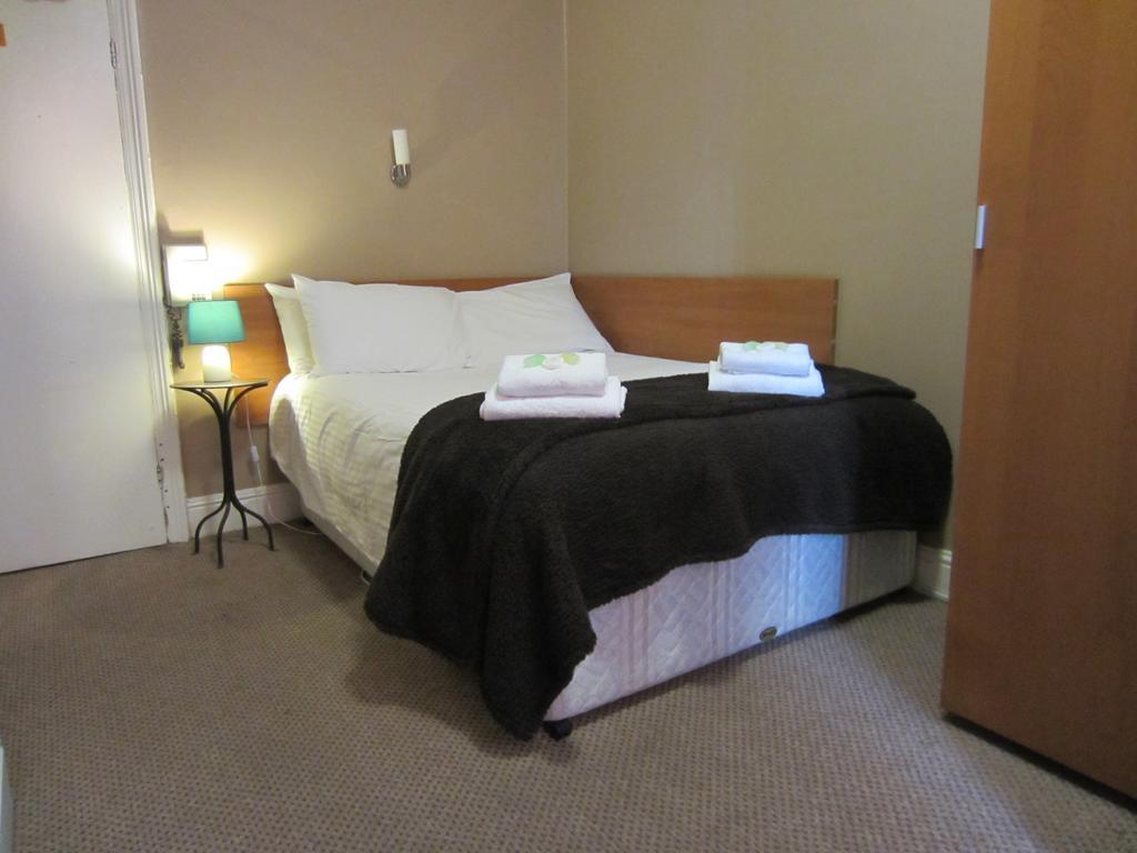 The Grail Court Hotel Burton-upon-Trent Pokój zdjęcie